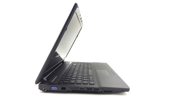 Ноутбук Clevo W76K AMD Athlon 64 X2 TK-57 3 GB RAM 160 GB HDD Radeon Xpress X1200 [15.6"] - ноутбук Б/У - 326306