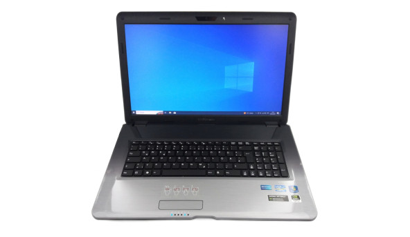 Ноутбук Medion Akoya P7624 Intel Core I5-2520M 6GB RAM 500GB HDD NVIDIA GeForce GT 630M [17.3"] - ноутбук Б/У
