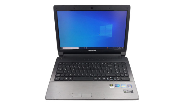Ноутбук Medion Akoya P6816 Intel Core I7-2670QM 6 GB RAM 320 GB HDD NVIDIA GeForce GT 650M 15.6" - ноутбук Б/У