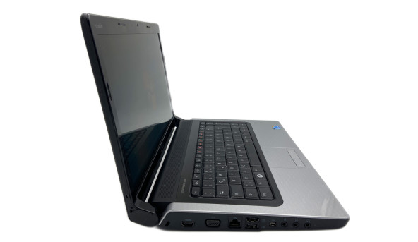 Ноутбук Dell 1558 Intel Core i5-430M 4GB RAM 250GB HDD [15.6"] - ноутбук Б/У - 326319