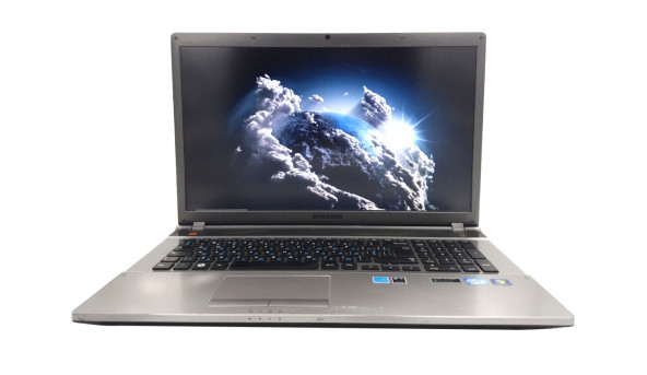 Ноутбук Samsung 550P Intel Core I5-3210M 8 GB RAM 320 GB HDD NVIDIA GeForce GT 630M [17.3"] - ноутбук Б/У - 326426