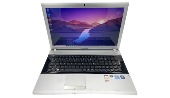 Ноутбук Samsung RV720 Intel Core I5-2410M 8 GB RAM 320 GB HDD [17.3"] - ноутбук Б/У