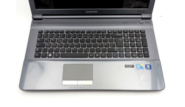 Ноутбук Samsung RC710 Intel Core I5-480M 8 GB RAM 500 GB HDD NVIDIA GeForce 315M [17.3"] - ноутбук Б/У - 326430