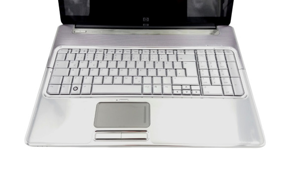 Ноутбук HP Pavilion dv7-1170eg Intel Core 2 Duo P8400 4GB RAM 250GB HDD GeForce 9600M GT [17.1"] - ноутбук Б/У - 326442