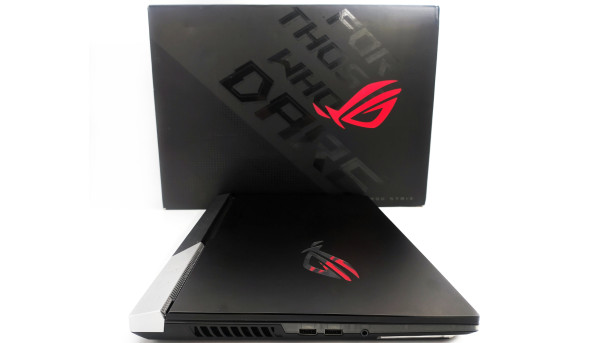 Ноутбук ASUS ROG Strix SCAR 15 G533QS AMD Ryzen 9 5900HX 16 GB RAM 1000 GB NVMe [300Hz IPS 15.6" FullHD] - Б/У - 326772