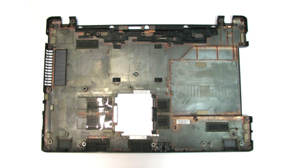 Нижня частина корпусу для ноутбука Acer Aspire V5-551G UL-E1738569 Б/У