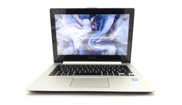 Сенсорний ноутбук Asus VivoBook S301LA Intel Core I5-4200U 8 GB RAM 750 GB HDD [13.3"] - ноутбук Б/В