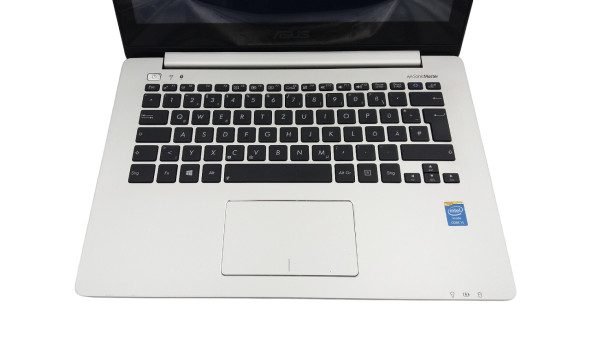 Сенсорний ноутбук Asus VivoBook S301LA Intel Core I5-4200U 8 GB RAM 750 GB HDD [13.3"] - ноутбук Б/В