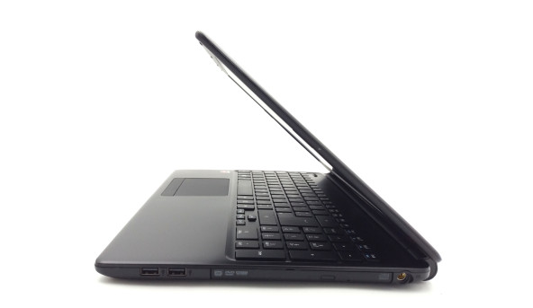 Ноутбук Acer Aspire E1-522 AMD A4-5000 8 GB RAM 120 GB SSD [15.6"] - ноутбук Б/В - 339446