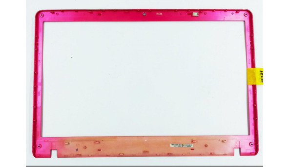 Рамка матриці корпуса для ноутбука Sony VAIO PCG-71211M, 15.5", 012-100A-3017-B, Б/В. Всі кріплення цілі. - 43281