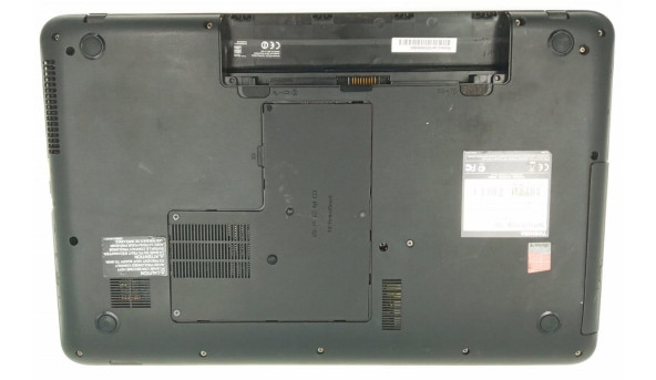 Великий Мультимедійний ноутбук Toshiba Satellite с870-1gv, Intel B960 2.20 GHz., 4gb, 160gb, Intel HD Graphics, 17.3" (1600x900)
