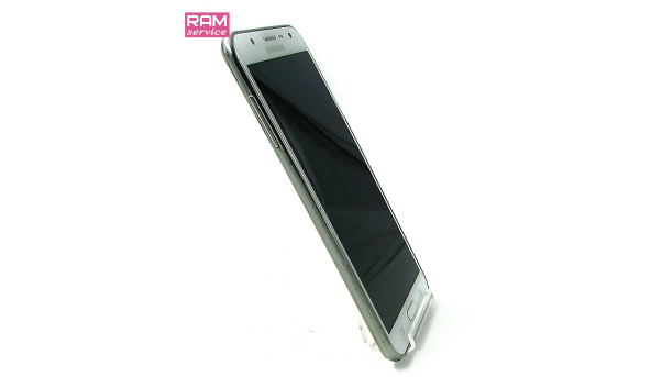 Смартфон з дефектом дисплея Samsung Galaxy J7 SM-J700H/(5.5", Super AMOLED Plus, 1280x720)/ Exynos 7580/RAM 1.5 ГБ/ 16 ГБ,  Б/В