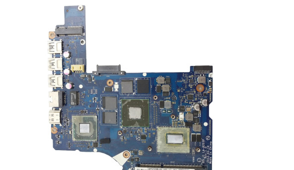 Материнська плата для ноутбука Acer Aspire M5-581TG Q5LJ1 LA-8203P Rev:1.0 i5-3317U GeForce GT640M Б/В - 444799