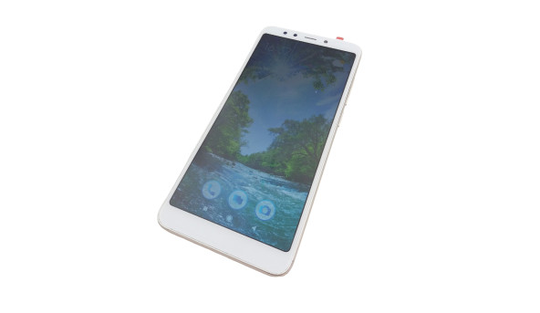 Смартфон Xiaomi Redmi 5 Qualcomm Adreno 506 2/16 GB 5/12 MP Android 8.1 [IPS 5.7] - смартфон Б/У
