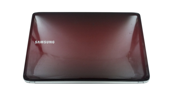 Ноутбук Samsung R530 Intel Core I3-330M 4 GB RAM 320 GB HDD NVIDIA GeForce 310M [15.6"] - ноутбук Б/В - 491421