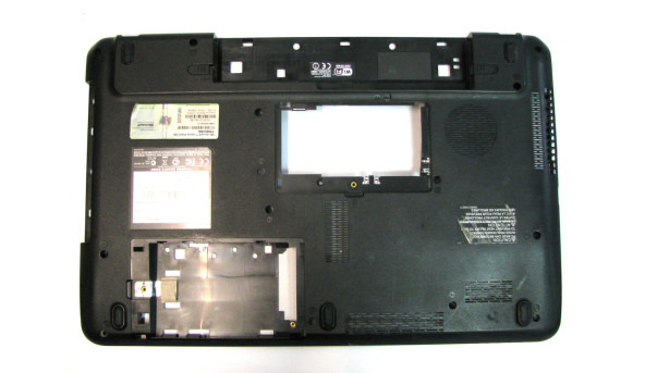 Нижня частина корпуса для ноутбука TOSHIBA L650 L650D L655 L655D V000210970 B0444201 Б/В