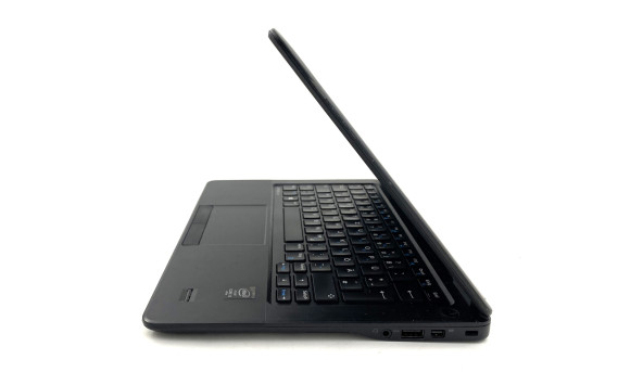 Ноутбук Dell Latitude E7250 Intel Core i5-5300U 8 GB RAM 128 GB SSD [12.5"] - Б/В - 491832