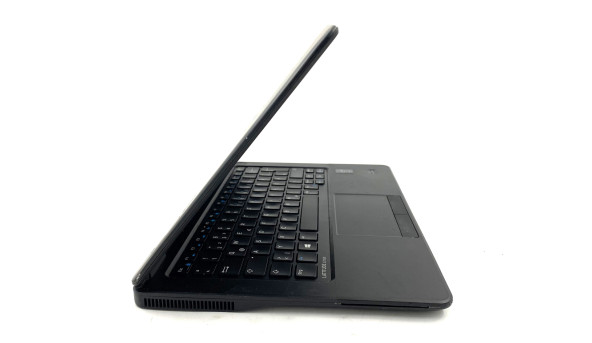Ноутбук Dell Latitude E7250 Intel Core i5-5300U 8 GB RAM 128 GB SSD [12.5"] - Б/В - 491832