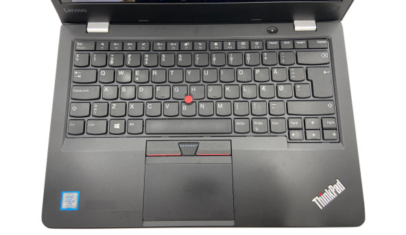 Ноутбук Lenovo 13 2nd Gen Intel Core I5-7300U 8 GB RAM 128 GB SSD M.2 [IPS 13.3" FullHD] - ноутбук Б/У - 492907