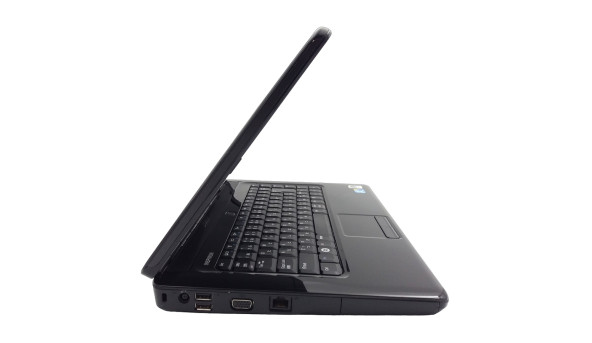 Ноутбук Dell Inspiron 1545 Intel Core 2 Duo P8600 2 GB RAM 500 GB HDD [15.6"] - ноутбук Б/В - 492915