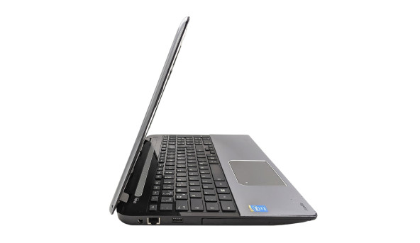 Ноутбук Toshiba Satellite L50-A Intel Core I7-4700MQ 8 GB RAM 180 GB SSD [15.6"] - ноутбук Б/В - 492933