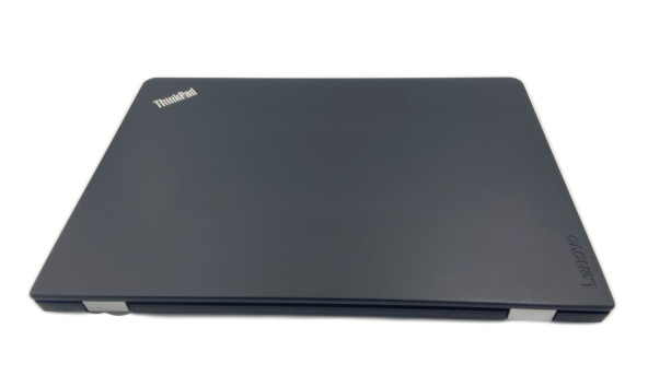 Ноутбук Lenovo 13 2nd Gen Intel Core I5-7300U 8 GB RAM 128 GB SSD M.2 [13.3"] - ноутбук Б/У