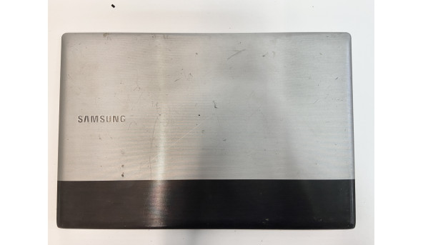 Кришка матриці корпуса для ноутбука Samsung RV515 ba75-02850a, Б/В. Є подряпини.