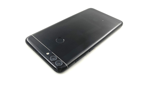 Смартфон Huawei P Smart 2017 FIG-LX1 HiSilicon Kirin 659 3/32 GB NFC Android 9 [IPS 5.65"] - Б/В - 498566