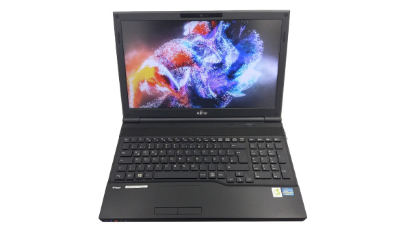 Ноутбук Fujitsu Lifebook AH532 Intel Core i5-3230M 8 GB RAM 180 GB SSD [15.6"] - ноутбук Б/У