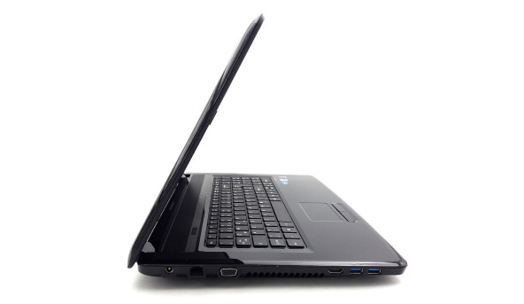 Ноутбук Medion Akoya E7219 Intel Core I3-2330M 8 GB RAM 200 GB SSD [17.3"] - ноутбук Б/У - 498814
