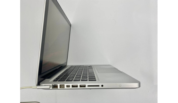 MacBook Pro Mid 2010 Intel C2D P8600 4 GB RAM 250 GB HDD NVIDIA GeForce 320M Б/У