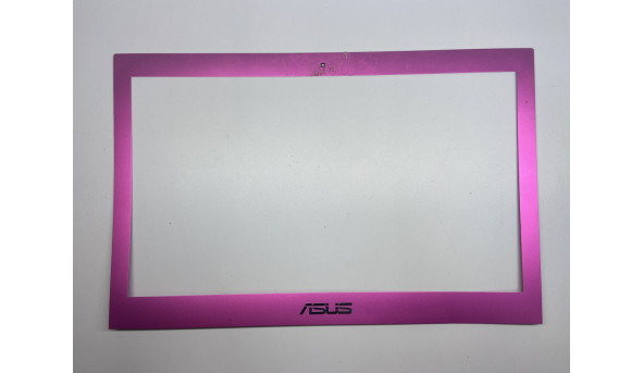 Рамка для ноутбука Asus ZenBook UX31E, 13GN8N3AM020-1 б/у. Есть царапины и потертости