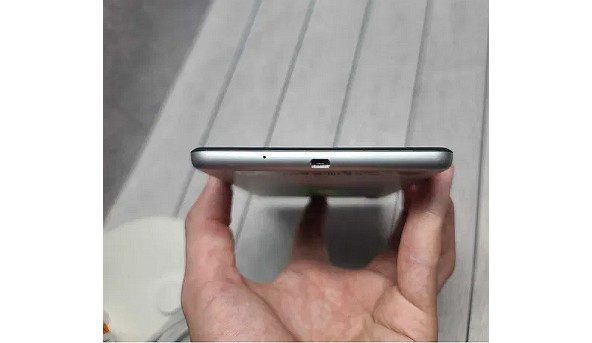 Планшет Lenovo TB-7305F Wi-Fi 1/16 GB 2/2 MP GPS Android 9.0 [IPS 7"] - планшет Б/У - 499417