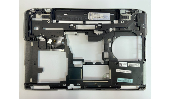 Нижняя часть корпуса для ноутбука Dell Latitude E6520 AM0FH000100 06CX42 Б/В