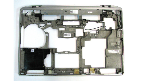 Нижняя часть корпуса для ноутбука Dell Latitude E6420 AM0FD000H03 CN-0MFJHR CN-0R95H4 Б/У