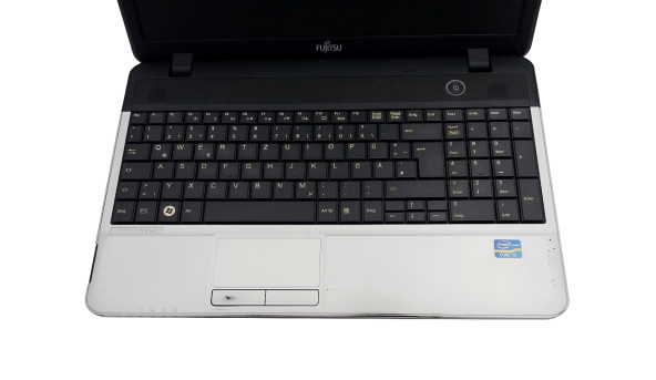 Ноутбук Fujitsu Lifebook A531 Intel Core I5-2430M 8 GB RAM 500 GB HDD [15.6"] - ноутбук Б/У