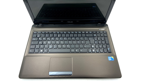 Игровой ноутбук Asus PR05IJ Intel Core i5-450M 6 GB RAM 500 GB HDD GeForce GT 310M [15.6"] - ноутбук Б/У - 500067