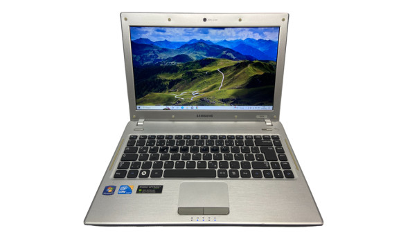 Ноутбук Samsung Q330 i3-350M 6 GB RAM 500 GB HDD [13.3"] - ноутбук Б/В