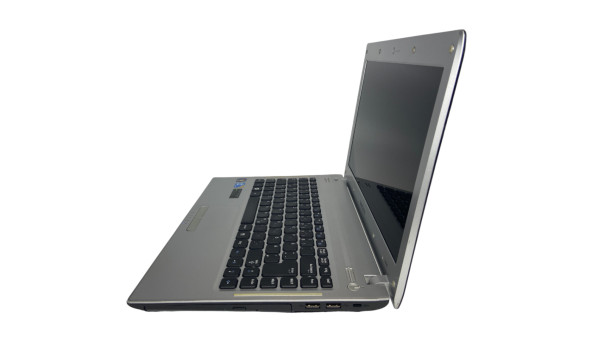 Ноутбук Samsung Q330 i3-350M 6 GB RAM 500 GB HDD [13.3"] - ноутбук Б/У