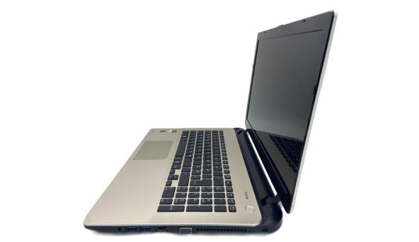 Ноутбук Toshiba l50d AMD A8-6410 8 GB RAM 180 GB SSD + 1000 GB HDD AMD Radeon R5 M230 [15.6"] - ноутбук Б/В