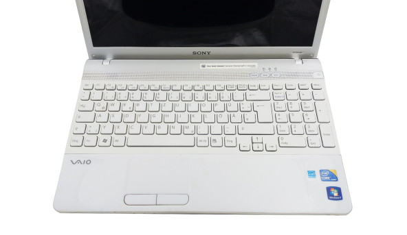 Ноутбук Sony Vaio PCG-71311M Intel Core I3-370M 6 GB RAM 1000 GB HDD [15.6"] - ноутбук Б/В - 500084