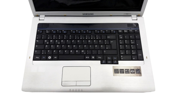 Ноутбук Samsung R730 Intel Pentium T4500 4 GB RAM 320 GB HDD [17.3"] - ноутбук Б/В - 500088