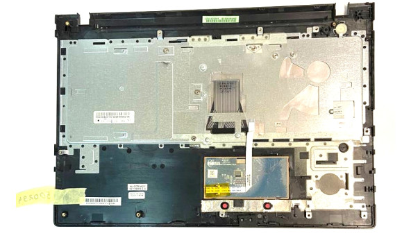 Средняя часть ноутбука Lenovo G500S AP0YB000I10 15.6 с клавиатурой Б/У