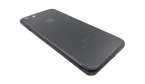 Смартфон Apple iPhone 7 A1660 IP67 2/256 GB 7/12 MP NFC iOS 15.7.3 [IPS 4.7"] - смартфон Б/В