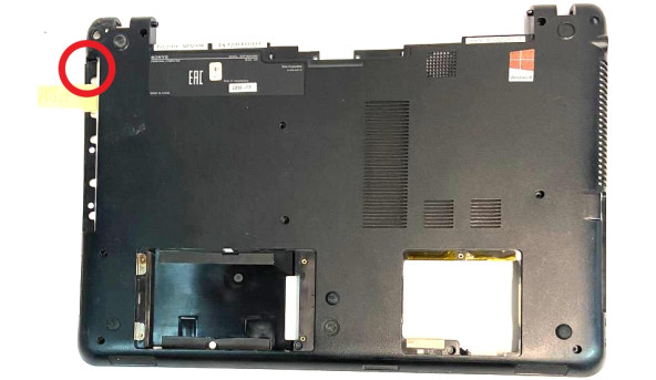 Нижня частина корпусу для ноутбука Sony SVF152A29V 3NHK9BHN010 Б/В