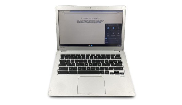 Ноутбук Toshiba Chromebook CB30-B-104 Intel Celeron N2840 4 GB RAM 16 GB SSD [13.3"] - Б/У