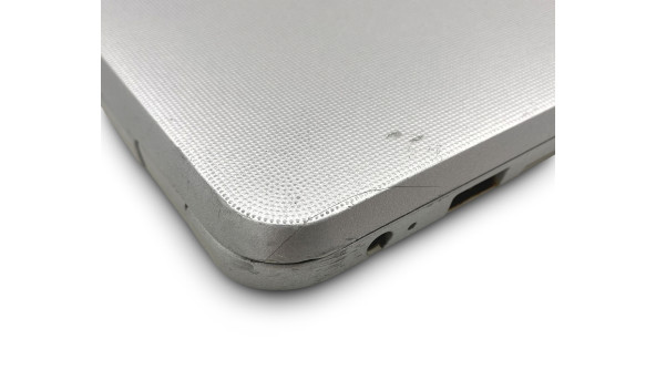 Ноутбук Toshiba Chromebook CB30-B-104 Intel Celeron N2840 4 GB RAM 16 GB SSD [13.3"] - Б/В