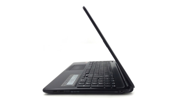 Ноутбук Acer Aspire ES1-552 AMD A6-5200 8 GB RAM 1000 GB HDD [15.6"] - ноутбук Б/В - 500992