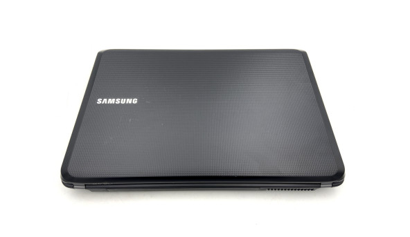 Ноутбук Samsung R530 Intel Core i5-460M 8GB RAM 500GB HDD ATI Mobility Radeon HD 4500 [15.6"] - ноутбук Б/У - 501011