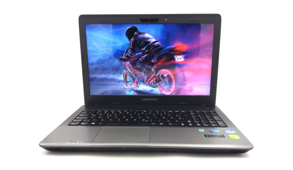 Ігровий ноутбук Medion P6640 Core I3-3120M 8 GB RAM 60 GB SSD 1000 GB HDD NVIDIA GeForce GT 740M [15.6"] - Б/В - 501070
